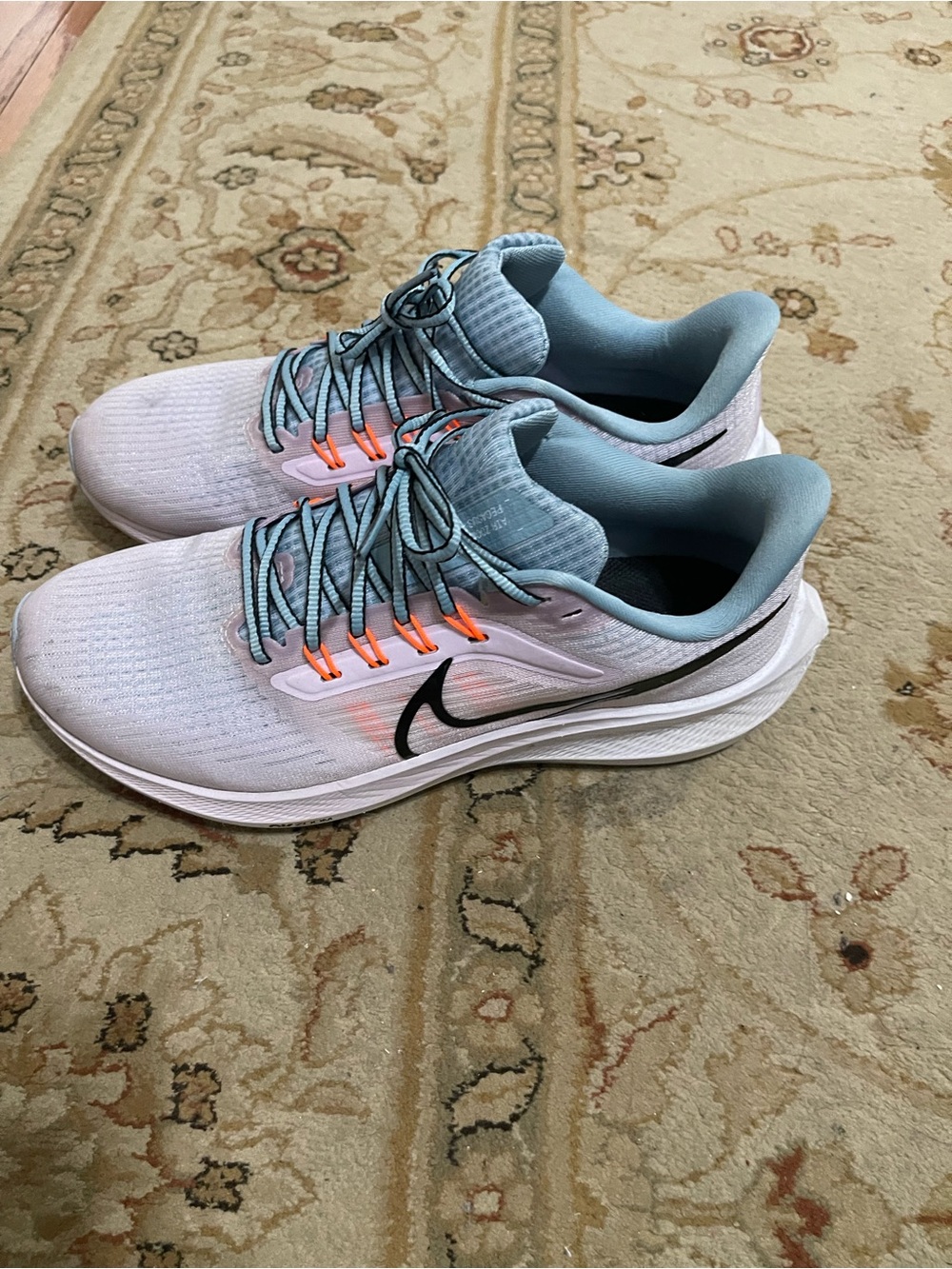 Nike Women's Air Zoom Pegasus 39 Running Shoes with Black Swoosh